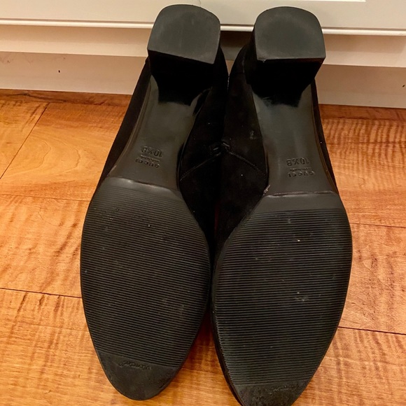 Gucci Black Suede Booties - Picture 9 of 11
